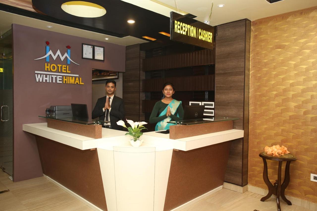 Hotel White Himal Pokhara Exterior photo