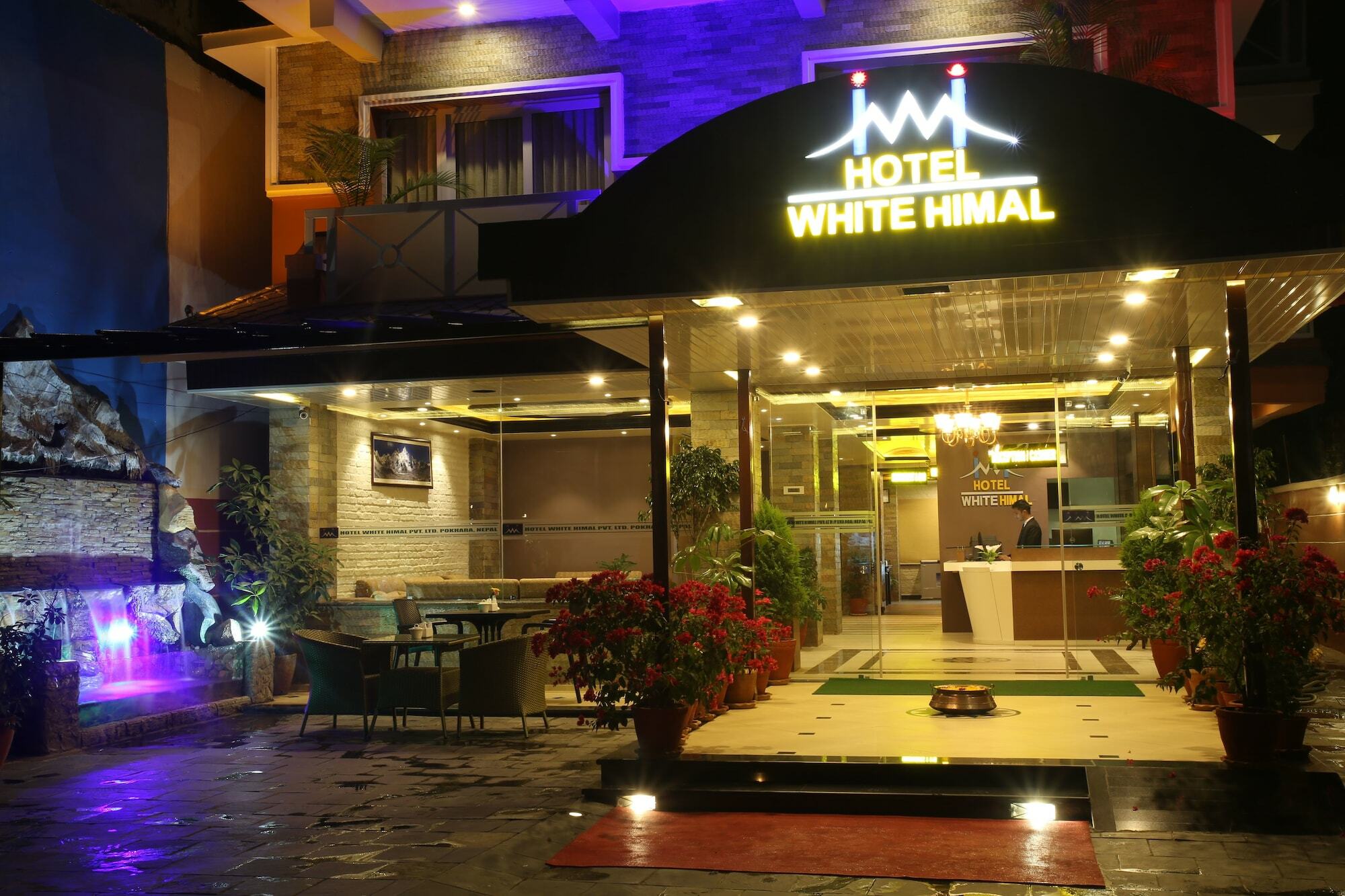 Hotel White Himal Pokhara Exterior photo